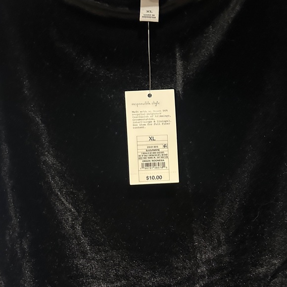 a new day Black Velvet Sleeveless Mockneck Blouse - Picture 6 of 6